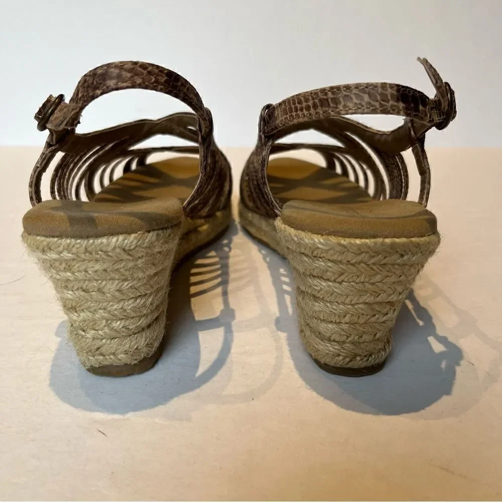Women's Naturalizer Espadrille Tan Snake Print Size 10M Wedge